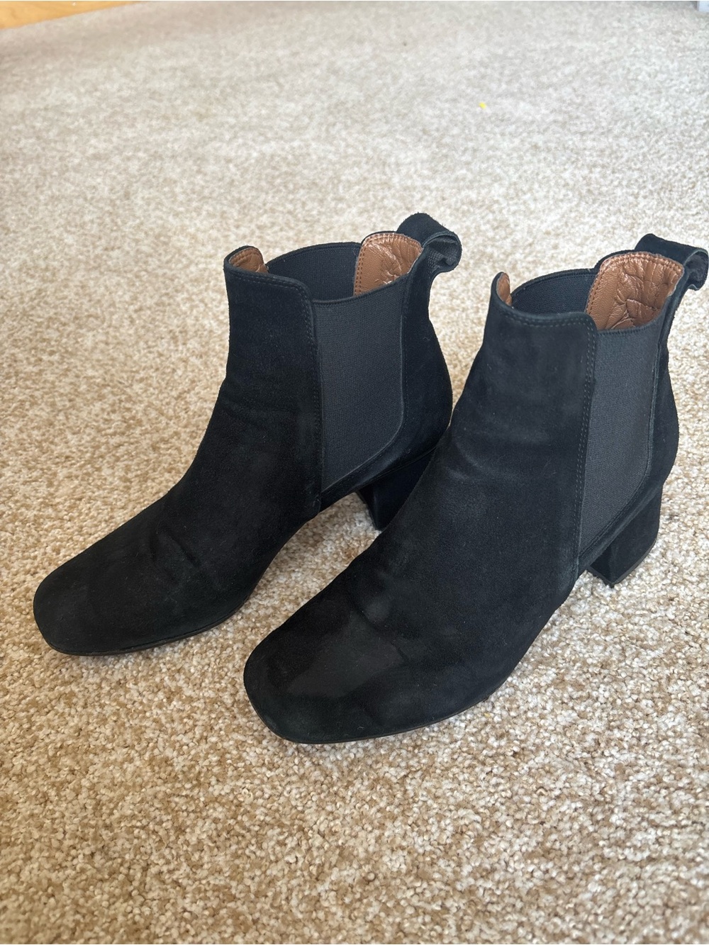 gravitypope / nero camoscio / size 39 chelsea suede boots